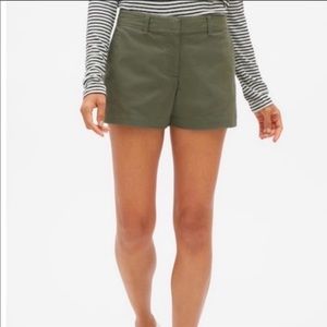 LOFT Riviera Olive Green Shorts Size 8